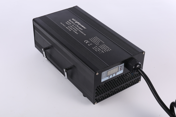 Chargeur noir 1500W Max Output de batterie au lithium de 12v 24V 36V 48V 72V